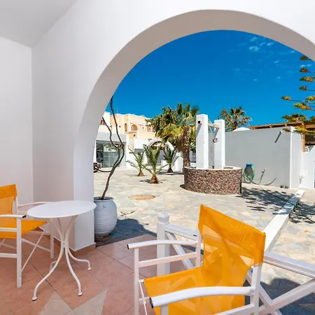 Maistros Village カルテラドス