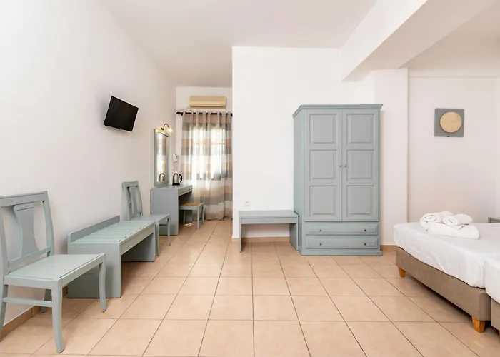 Maistros Village Hotel 5*