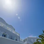 Maistros Village فندق 5*