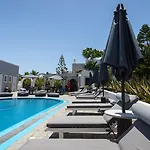 Maistros Village 5* Karterados (Santorini)