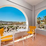فندق Maistros Village 5*