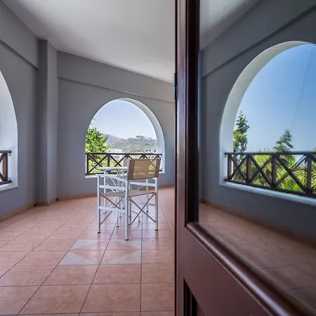 Maistros Village Hotel