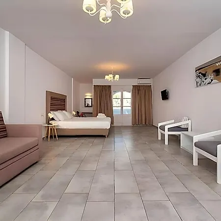 Maistros Village Karterados (Santorini)