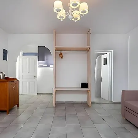 Hotell Maistros Village Karterados (Santorini)