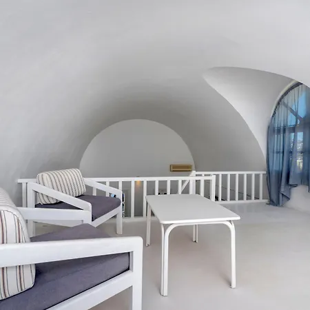 Ξενοδοχείο Maistros Village Καρτεράδος