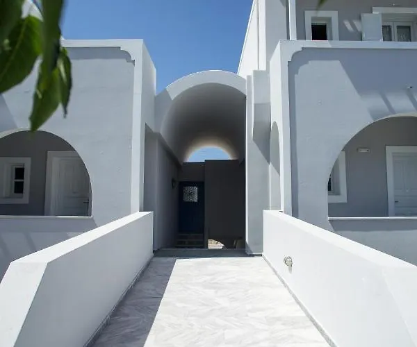 Maistros Village Hotel