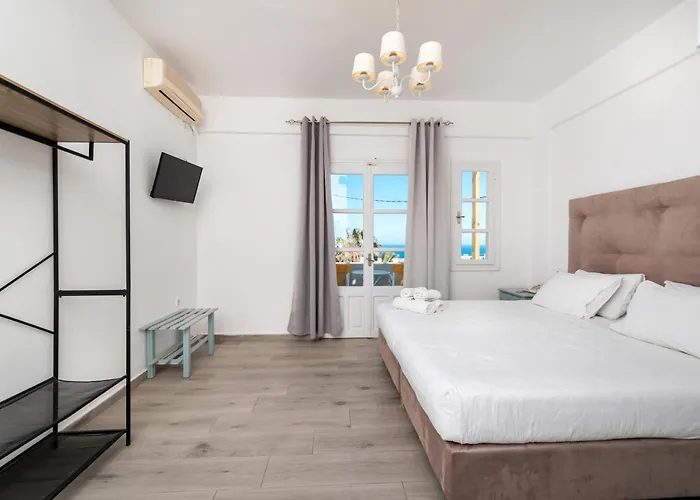 Maistros Village Hotel Karterados (Santorini)