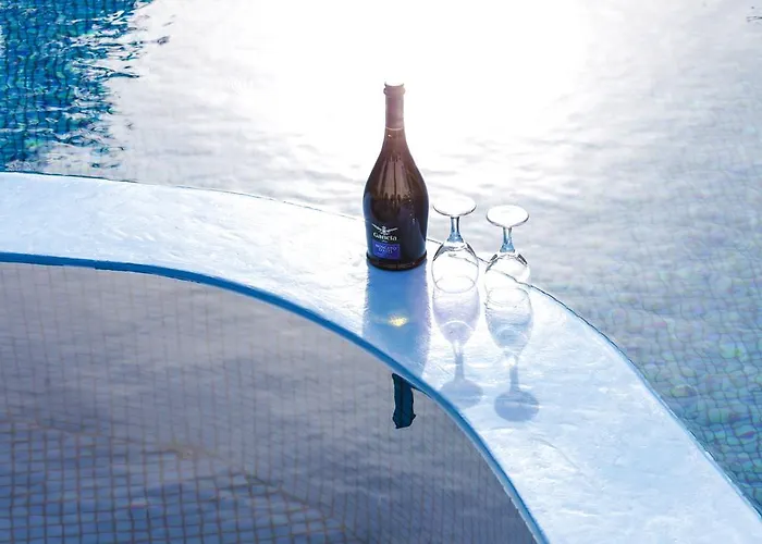 Maistros Village Hotel