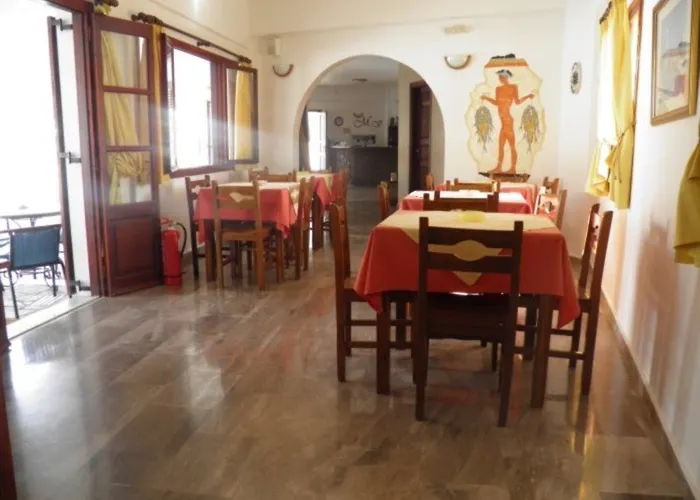 Maistros Village Hotel 5*