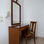 Maistros Village Hotel 5*