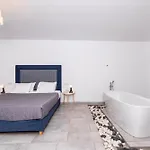 Maistros Village Karterados (Santorini)