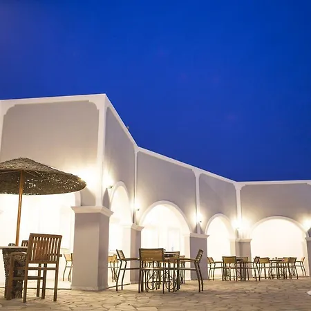 Maistros Village Hotel Karterados (Santorini)