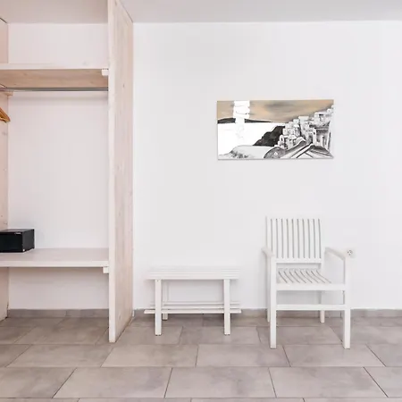 Maistros Village Hotel