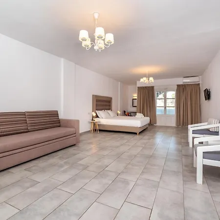 Maistros Village Hotel