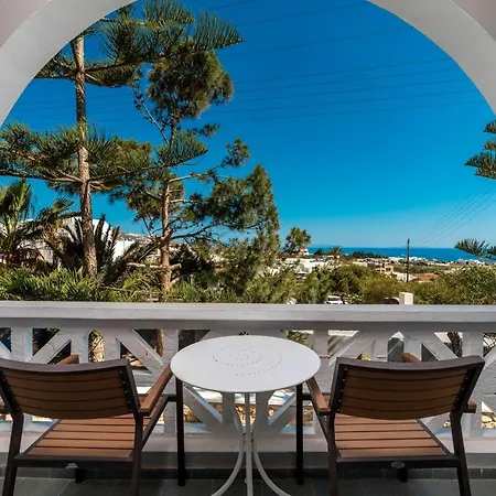 Maistros Village 5* Karterados (Santorini)