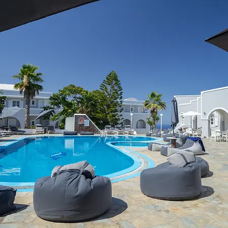 Maistros Village Hotel Karterádos